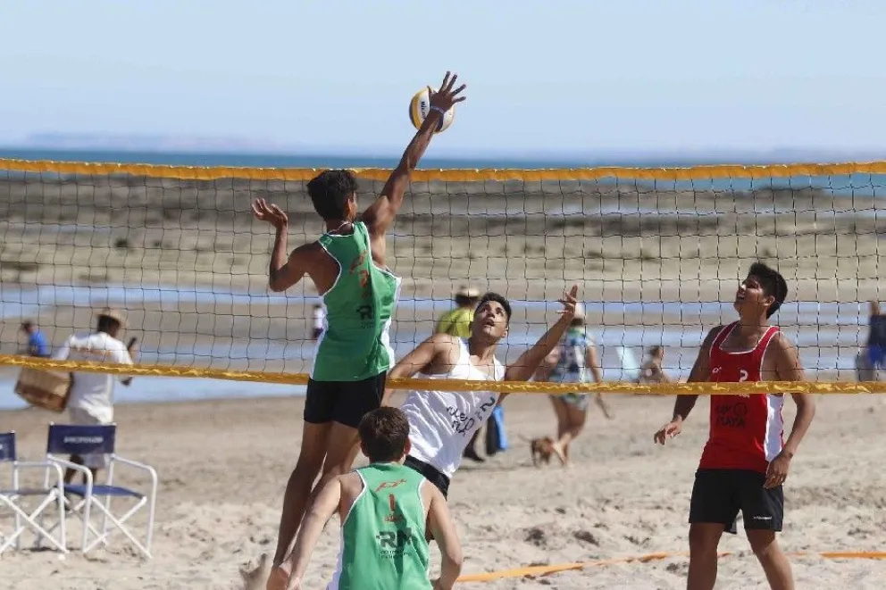 Beach voley: El Norpatagónico de menores llega a Las Grutas