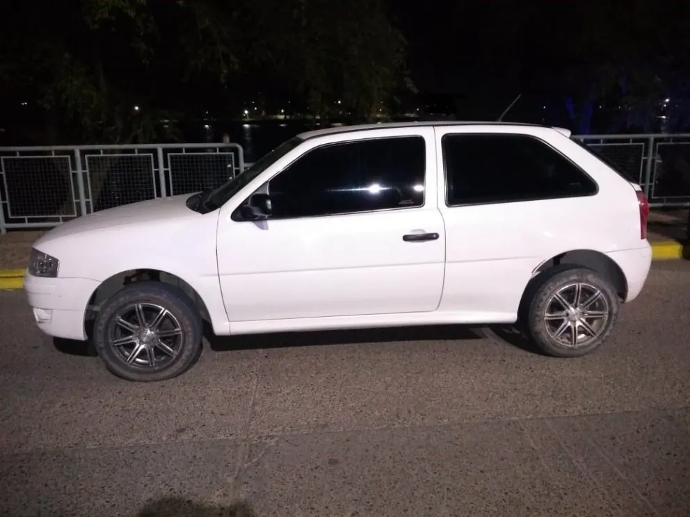 Detienen en la costanera a una persona con pedido activo de captura