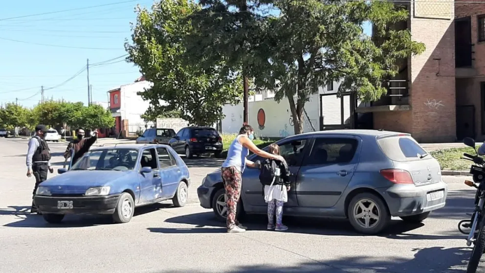 El boulevard Contín parece una pista de autitos chocadores