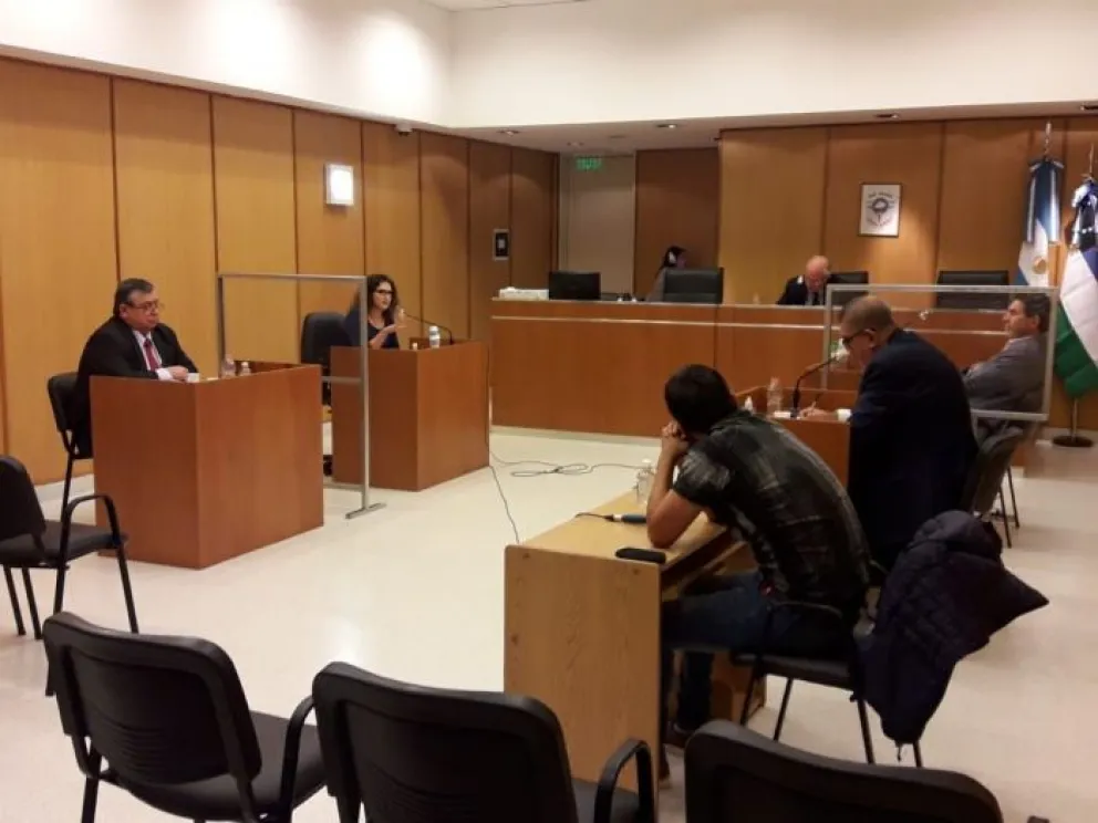 El abogado de Baez dijo que "evidentemente esto se debe a la presión mediática"