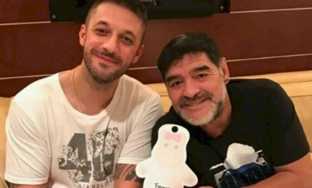 Allanaron las oficinas de Morla y le prohibieron usar la marca de Maradona