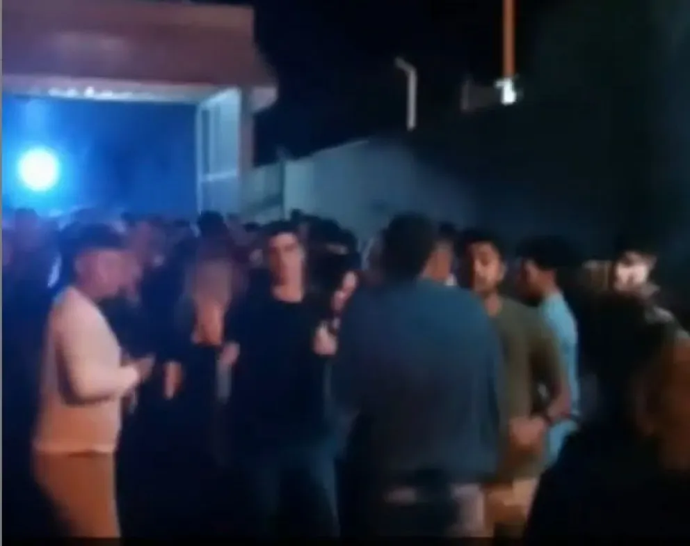 Grupos de WhatsApp y cuentas falsas de Instagram, las puntas del iceberg de las fiestas clandestinas
