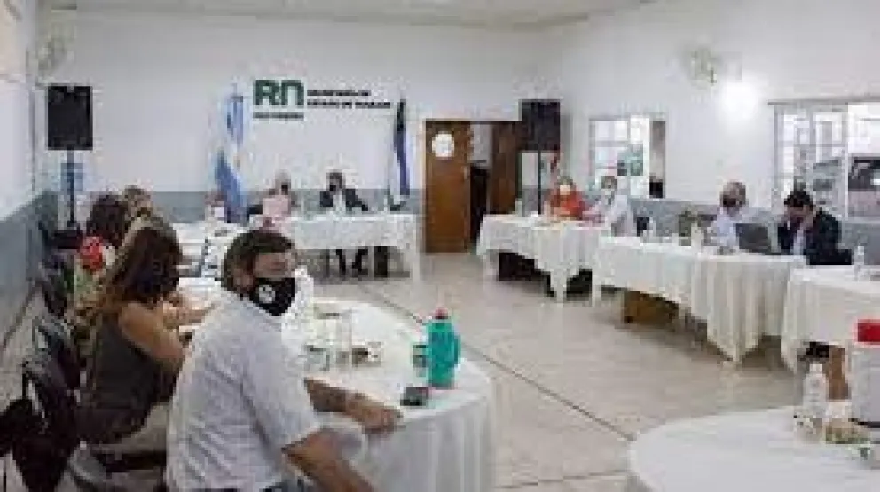 Finalmente no descontarán los días de paro a los docentes