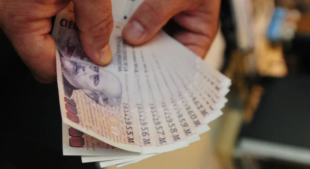AUH, AUE, Familiares de PNC, jubilaciones y pensiones: quiénes cobran hoy