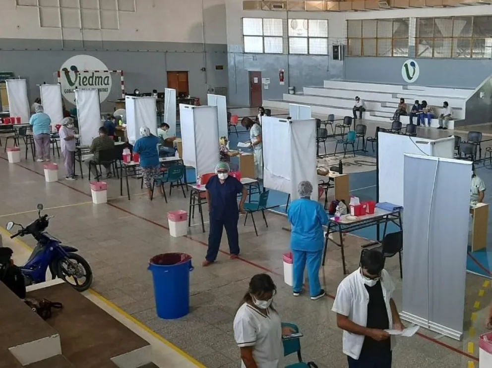Defensoría del Pueblo pidió a Zgaib  mejorar el sistema de vacunación