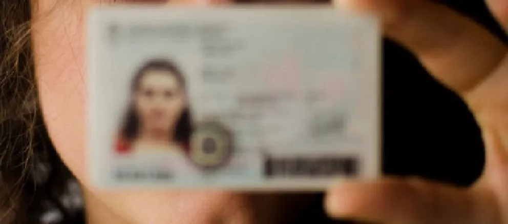 Acompañan la decisión de adolescente a cambiar de género