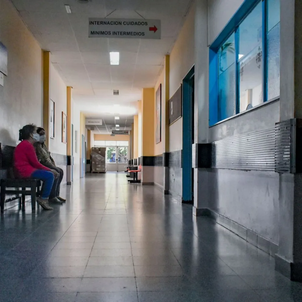 Analizan la readecuación de los servicios del hospital para atender la pandemia
