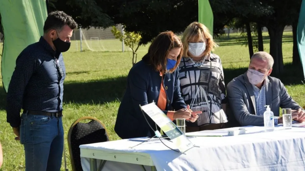 Los chacareros repiten la venta de fruta y verdura a comedores escolares