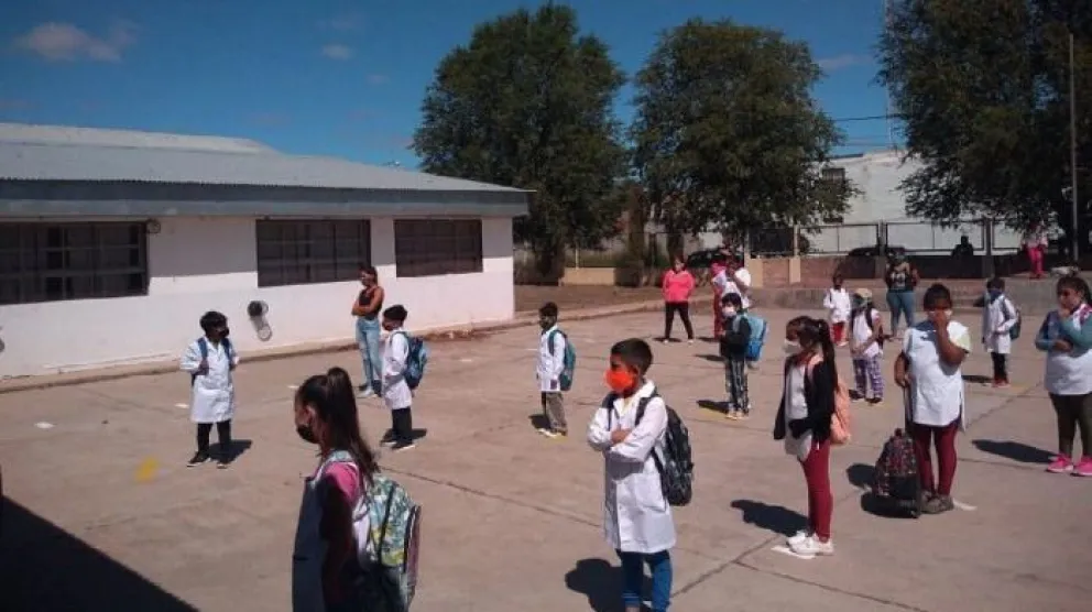 Docentes con Covid 19: Regina a la cabeza, y Viedma apenas dos