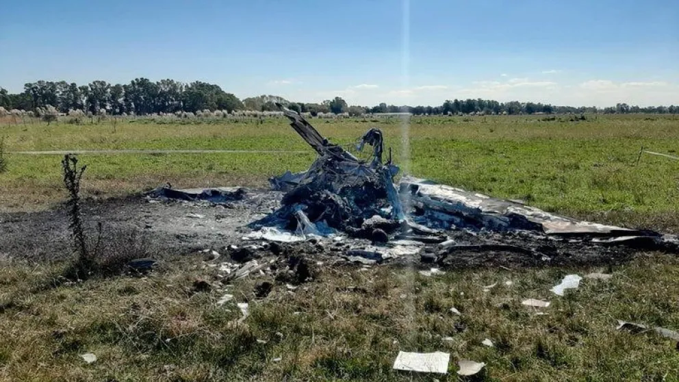 Se estrelló una avioneta y murieron un inspector de vuelo y un alumno