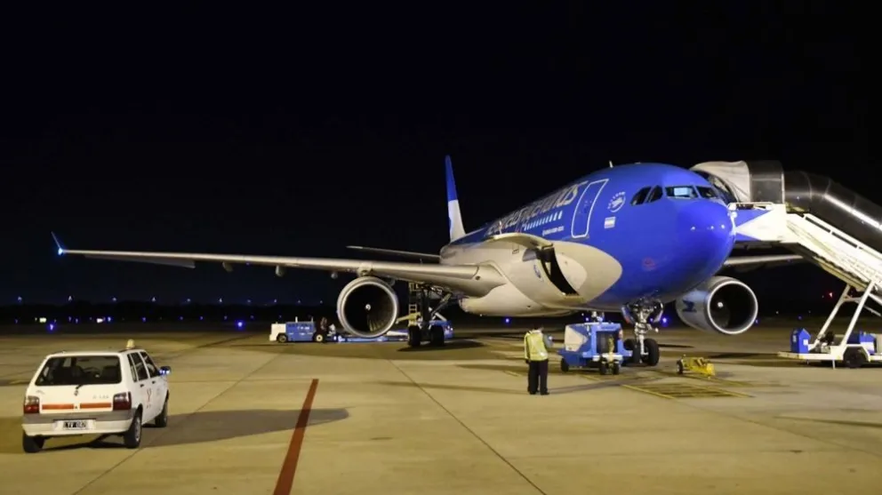 Durante la madrugada partirá un vuelo para traer más dosis de la vacuna Sputnik V