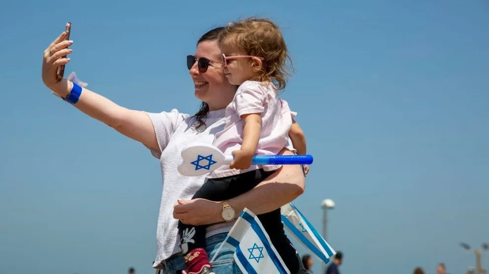 Israel suspendió el uso obligatorio del tapaboca al aire libre: ¿por qué?