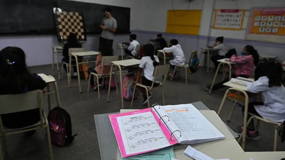 La justicia Federal ordenó al gobierno porteño suspender las clases presenciales