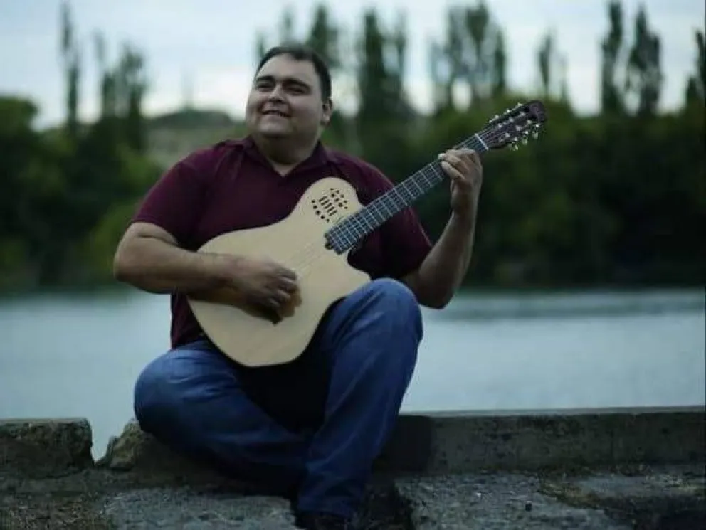 Proponen declarar de Interés una canción interpretada por Daniel Cantos