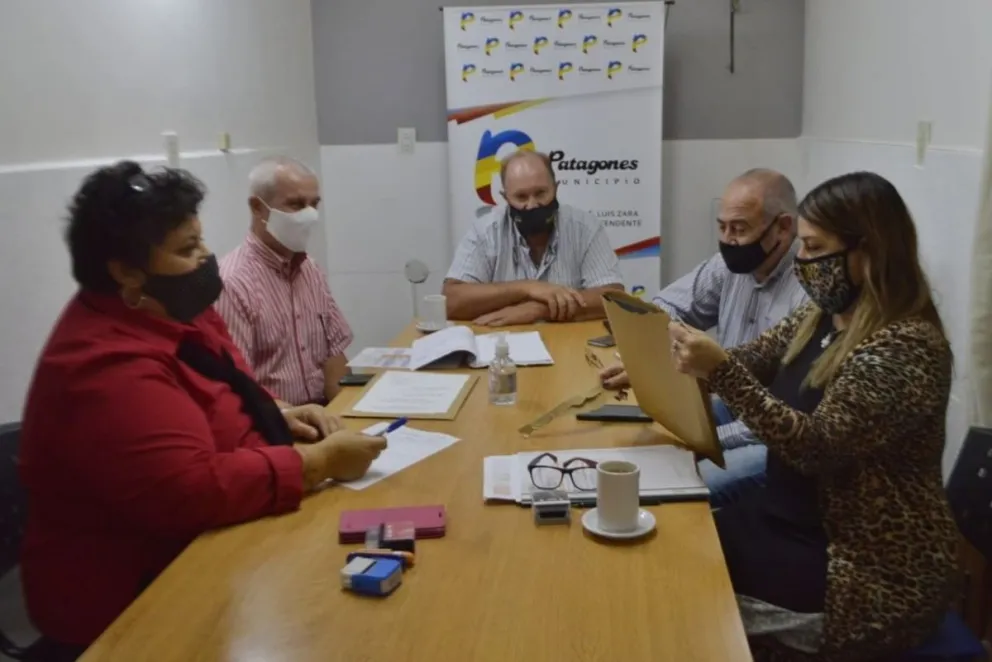 "Un lote, una vivienda", licitaron la tercera etapa de la obra red de energía