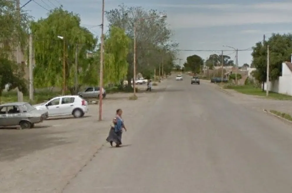Allanaron tres casas y secuestraron un arma y muchas balas