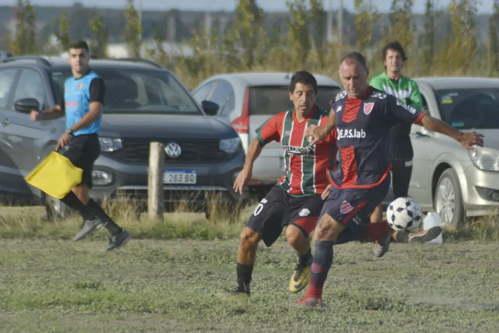 FuVeCom: otro sábado de fútbol para los veteranos de la Comarca