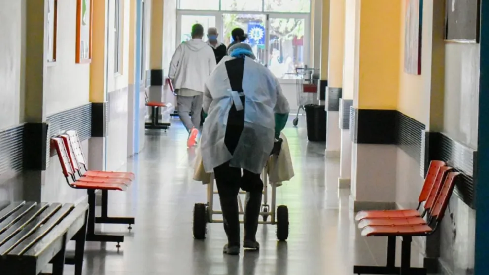 Covid en Río Negro: con 2637 activos la ocupación de camas UTI llegó casi al 82%