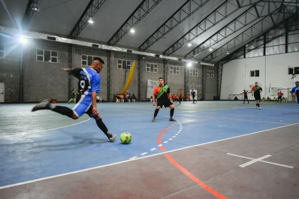Regresó el futsal de la Liga Rionegrina