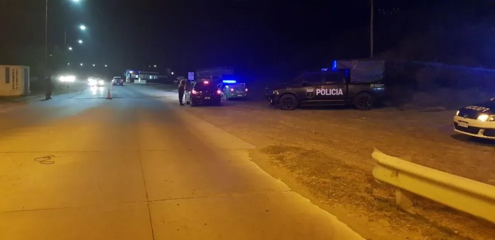 Detienen a un hombre por agredir a su pareja en la vía pública