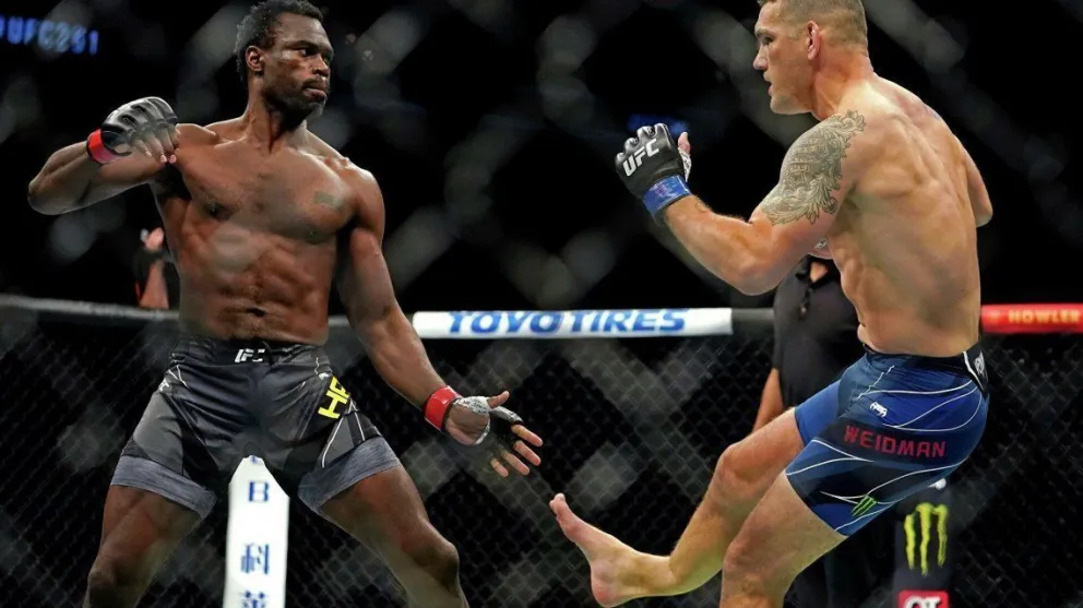 Impresionante lesión: luchador de la UFC pegó una patada y se le partió la pierna