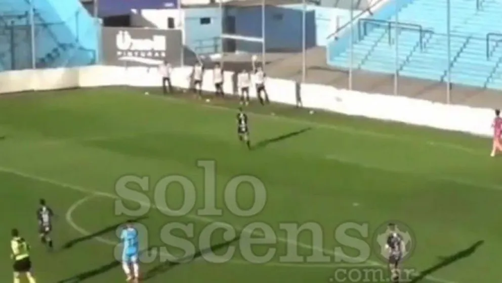¿Para qué te traje? La insólita expulsión de un ex Sol de Mayo que terminó en un gol rival