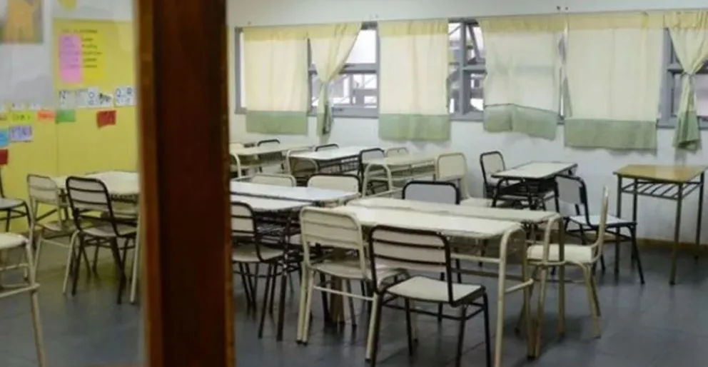 Suspenden las clases presenciales en Bariloche y Dina Huapi por 15 días