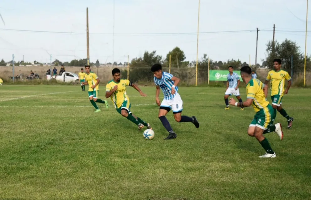 Sol de Mayo superó a Deportivo Boulevard y se subió a la cima del Apertura
