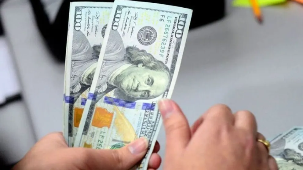 Se renueva el cupo dólar: requisitos para comprar US$200