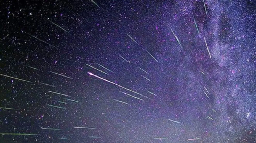 Esta madrugada se podrá ver la lluvia de estrellas fugaces del cometa Halley