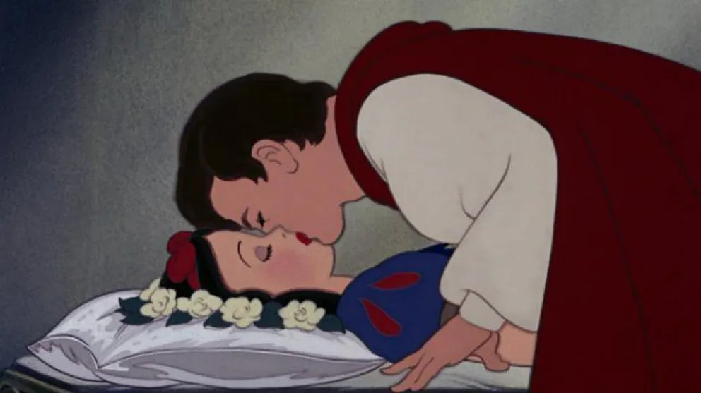 Blancanieves podría ser cancelada por el "beso no consentido" del príncipe