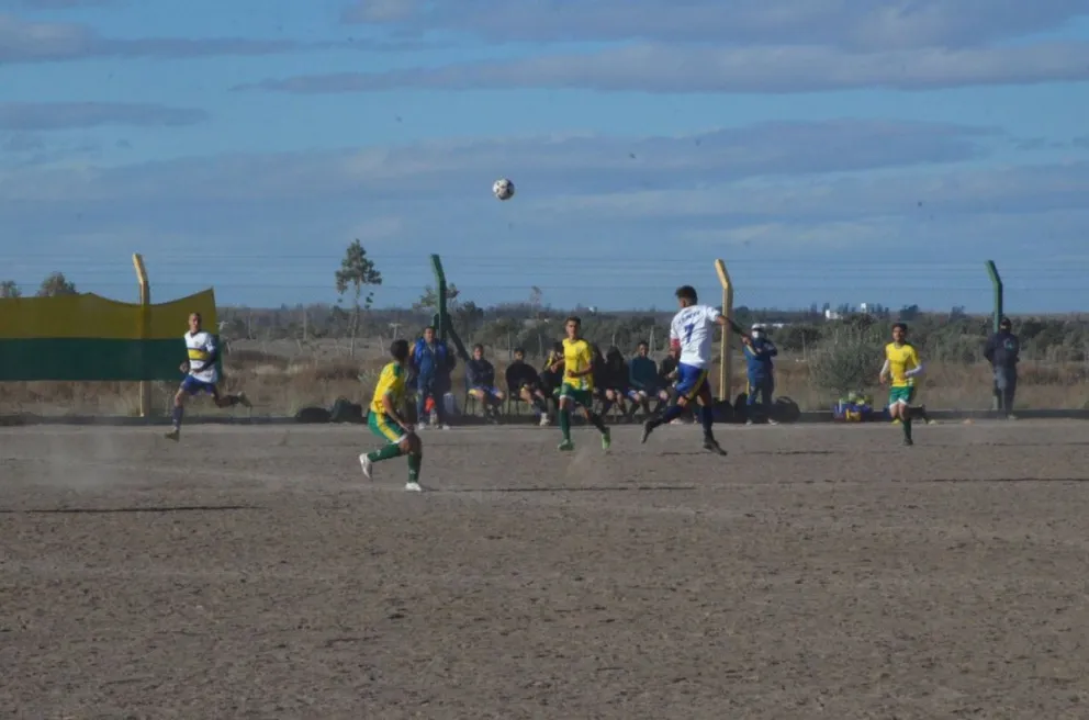 Golearon y siguen en lo más alto de la tabla