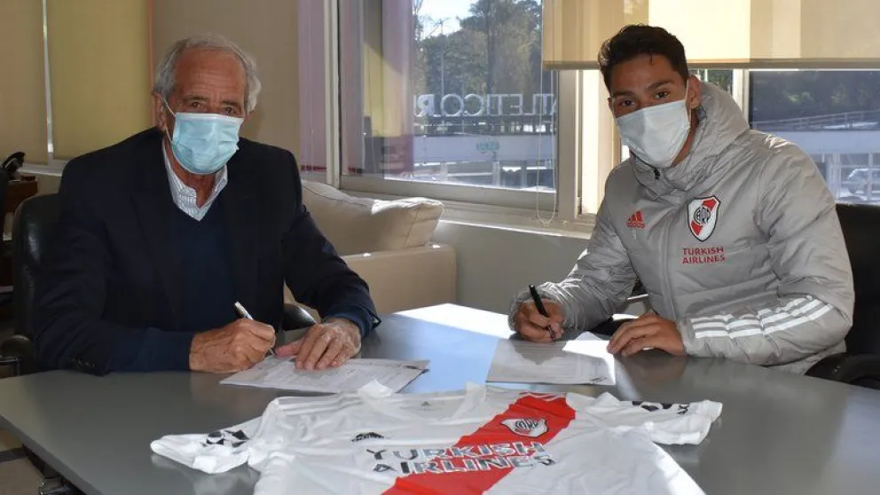 Flabian Londoño, el "nuevo Falcao" que River blindó en una cifra impactante