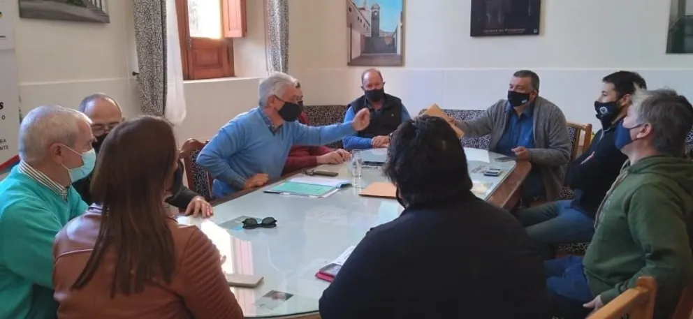 Mejoramiento y ampliación de edificios escolares, se licitaron las obras