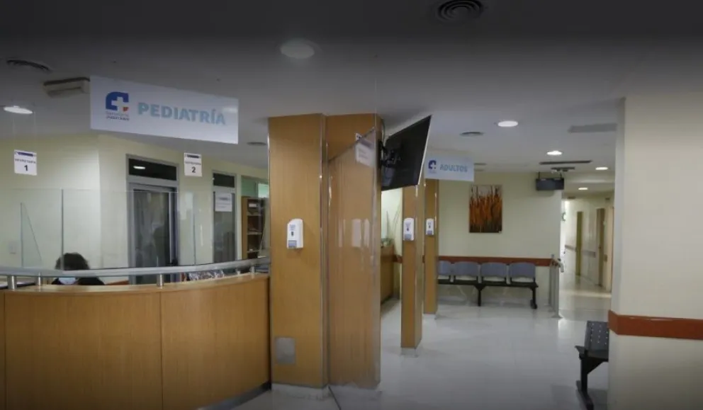Salió en los medios y consiguió cama de terapia para su padre
