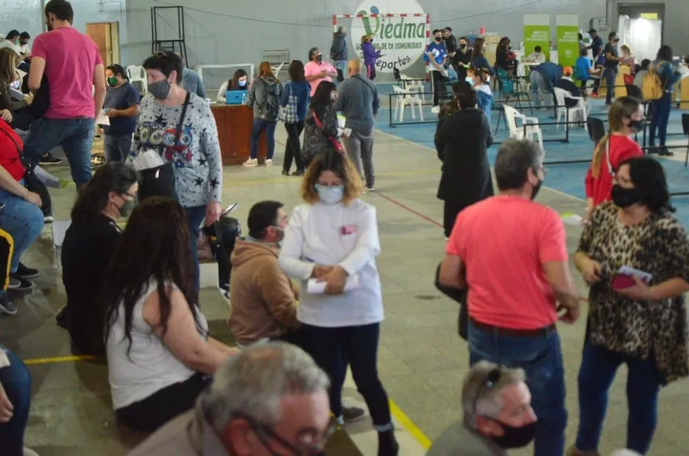 Completan con segundas dosis la vacunación para efectivos de las comisarías