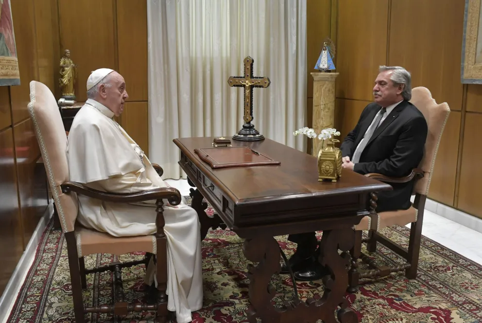 Estos fueron los regalos que intercambiaron el Papa y Alberto Fernández