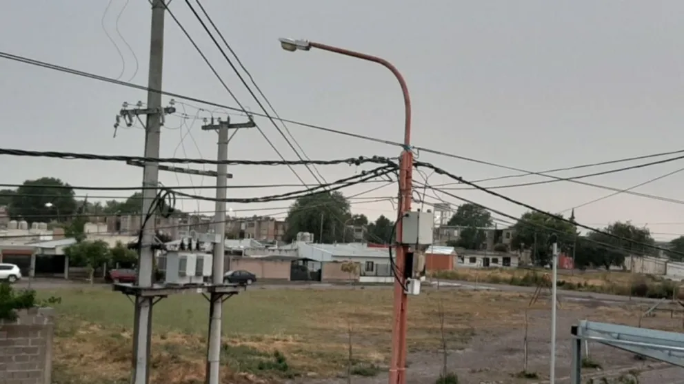 Volvieron las andanzas delictivas de los "pincha" alarmas