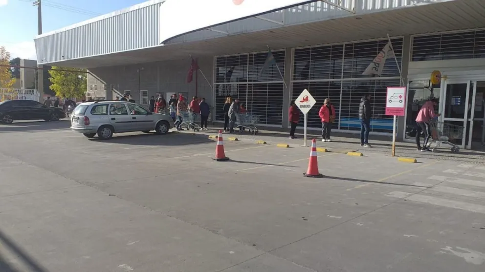 Alerta: limitan el ingreso a locales comerciales en Viedma