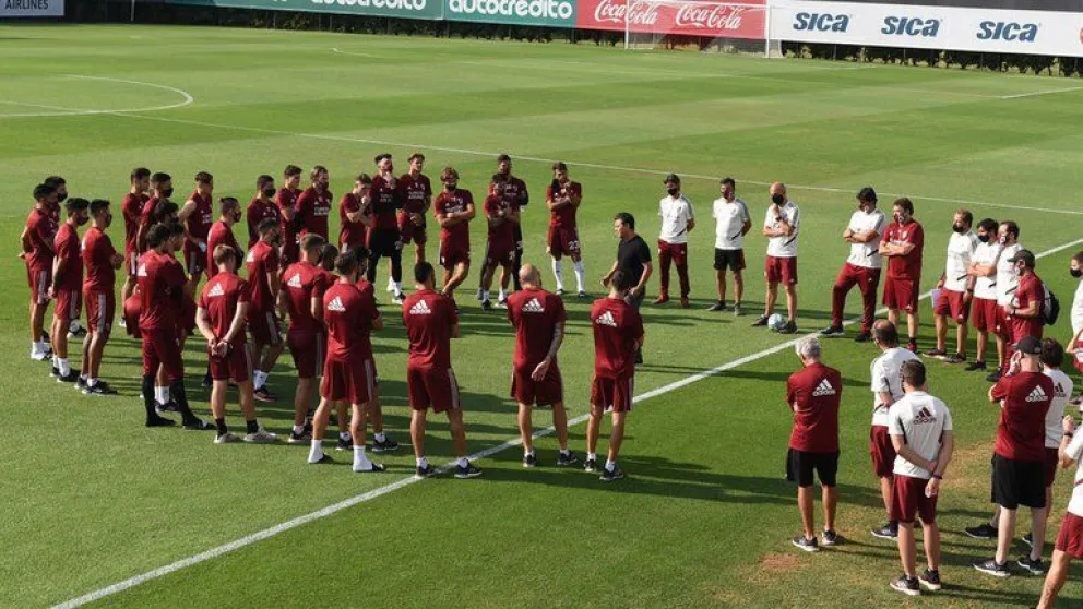 Diez jugadores de River con Covid en la previa del Superclásico con Boca