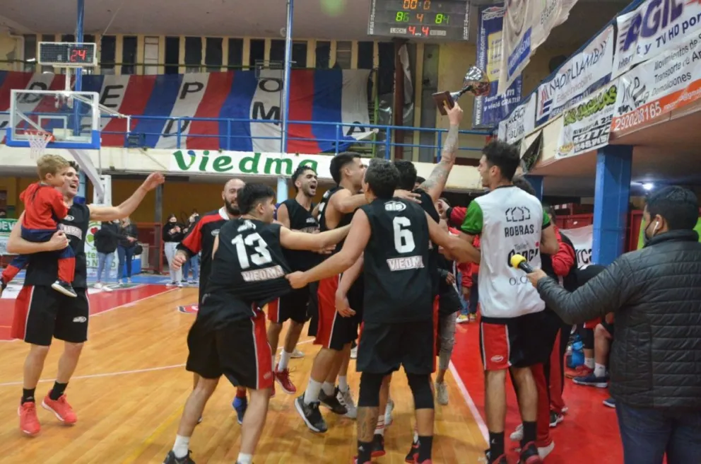 Remontada y título para San Martín