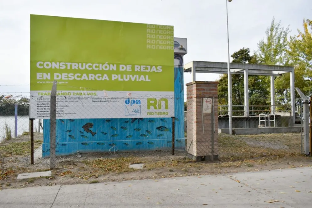 Se construye un segundo canasto para retener la basura que arrastra la lluvia