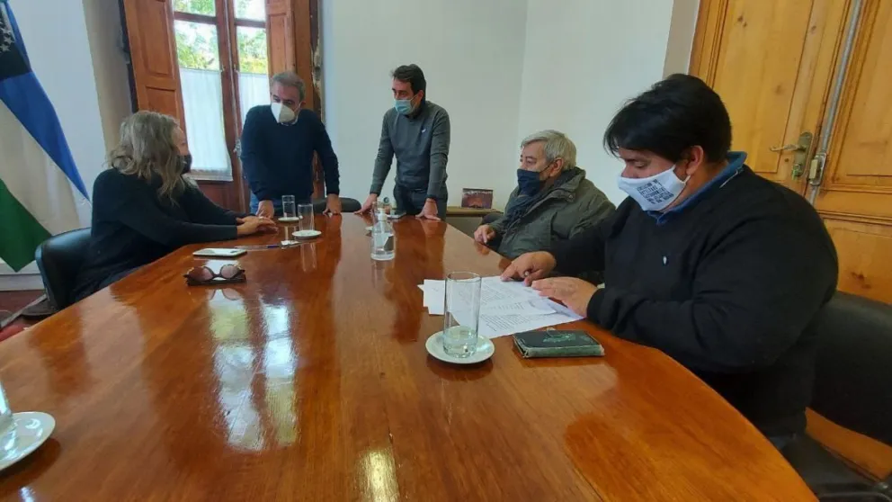 Pesatti y empresarios piden cambiar las reglas en los horarios restrictivos