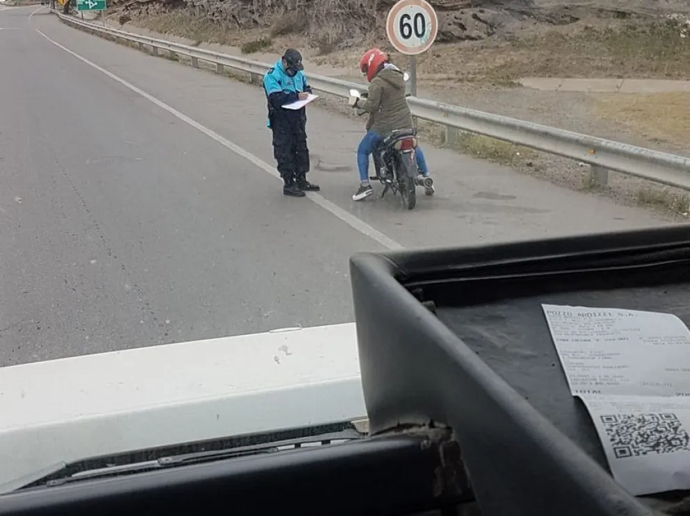 ¿Hacen la vista gorda o aplican el dedo en los controles?