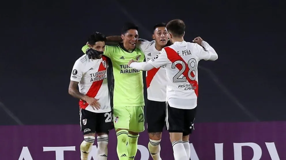 River hizo historia: con Enzo Pérez en el arco, superó a Independiente Santa Fe