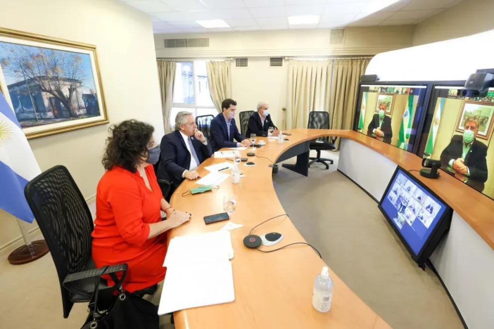 Reunión en Casa Rosada con gobernadores: la mayoría pidió "más restricciones"