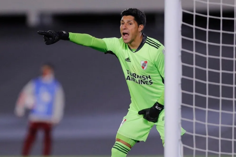 Furor por Enzo Pérez: a la venta su muñeco de edición limitada y la camiseta