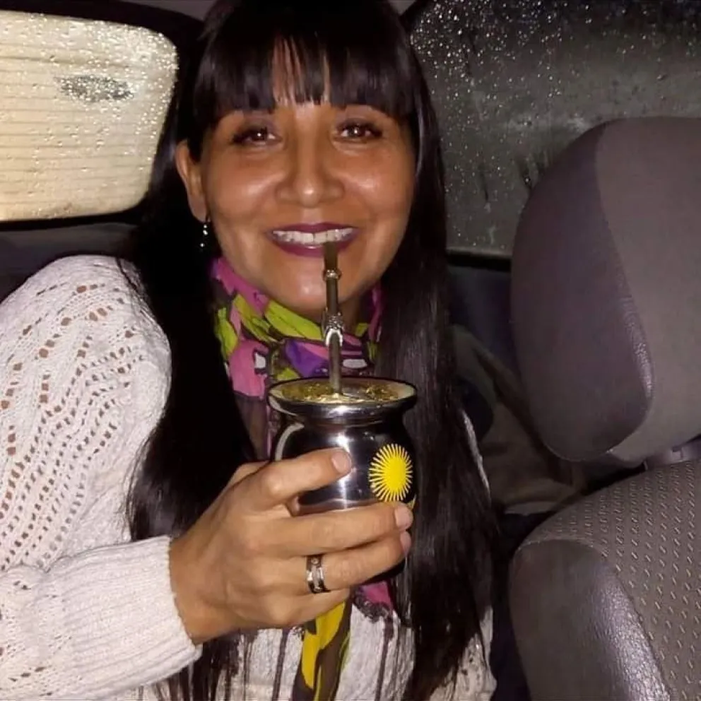 "Eli" Gómez, encontró sus orígenes en Patagones, gracias a NoticiasNet