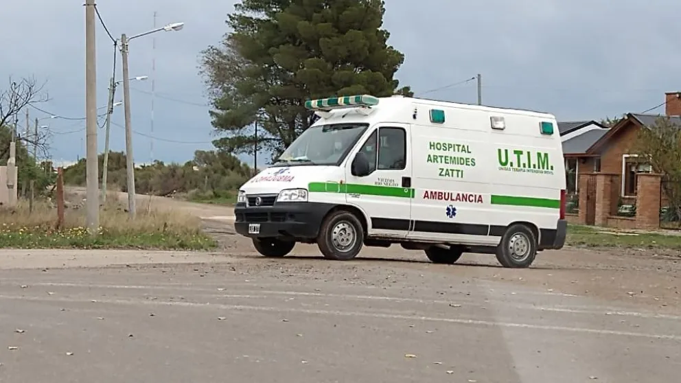 Un accidentado con fracturas expuestas en una obra en construcción