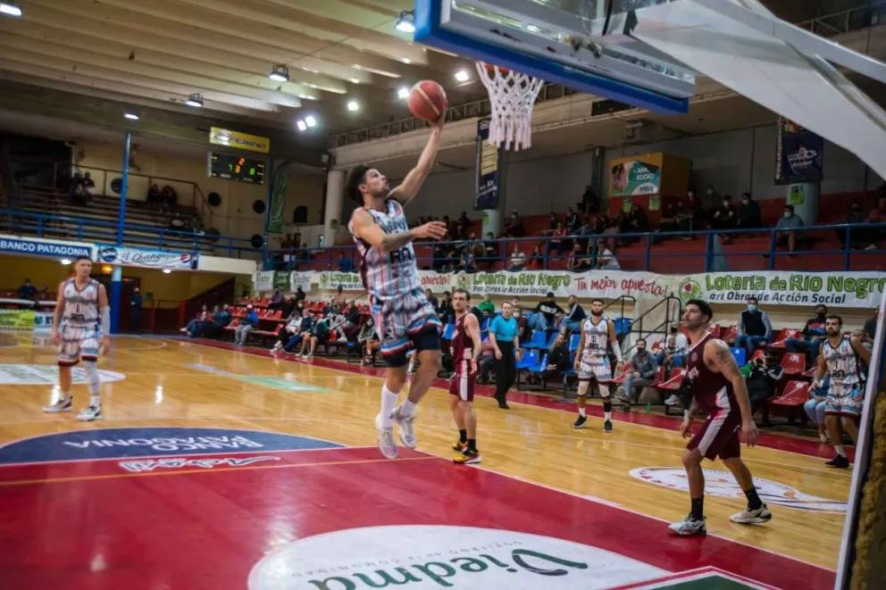 Mayo sin entrenamientos en Deportivo Viedma